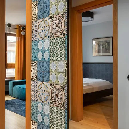 Homewell Czartoria- Free Parking *