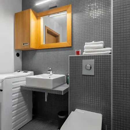 Homewell Czartoria- Free Parking Apartment