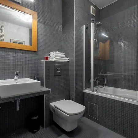 Homewell Czartoria- Free Parking Apartment